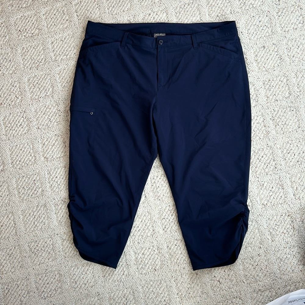 Eddie Bauer capris